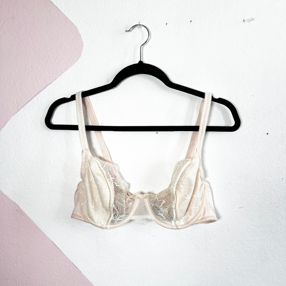 Vintage Felina Lace Bra Size 36C Floral Romantic Feminine Dainty